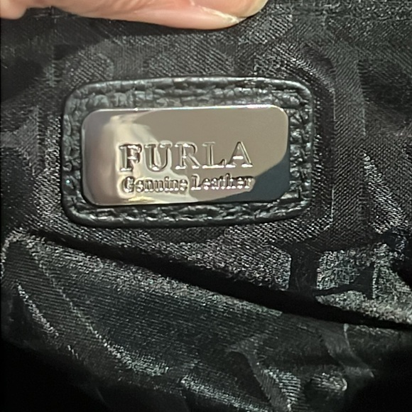 FURLA PATTY BLACK PEBBLED LEATHER HOBO BAG - Picture 11 of 16